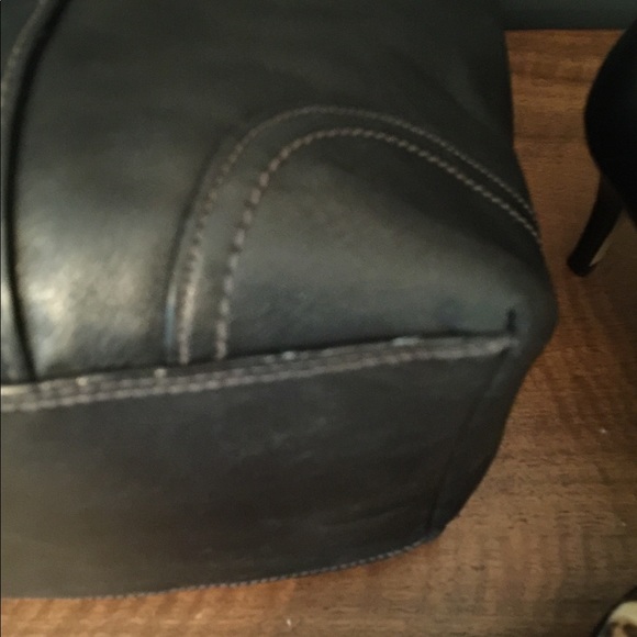 Classic Black Leather Coach Tote!! - Picture 5 of 8